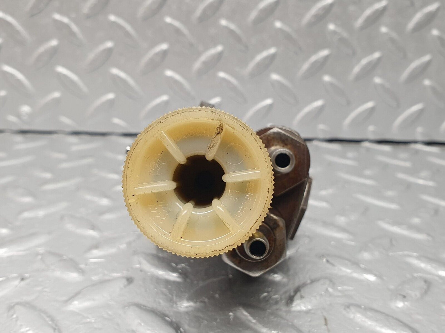 40852 Mercedes-Benz W123 300D Manual Diesel Bleed Pump Bosch FP/KG22M101