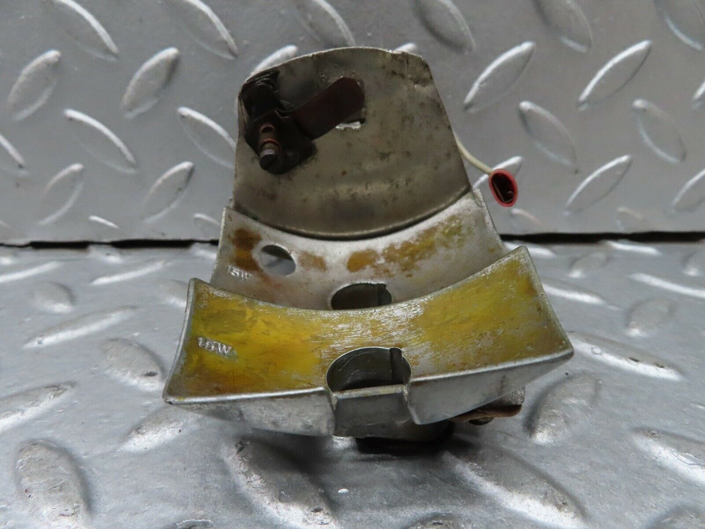 18936 Mercedes-Benz W121 190b Ponton Tail Light Bulb Holder