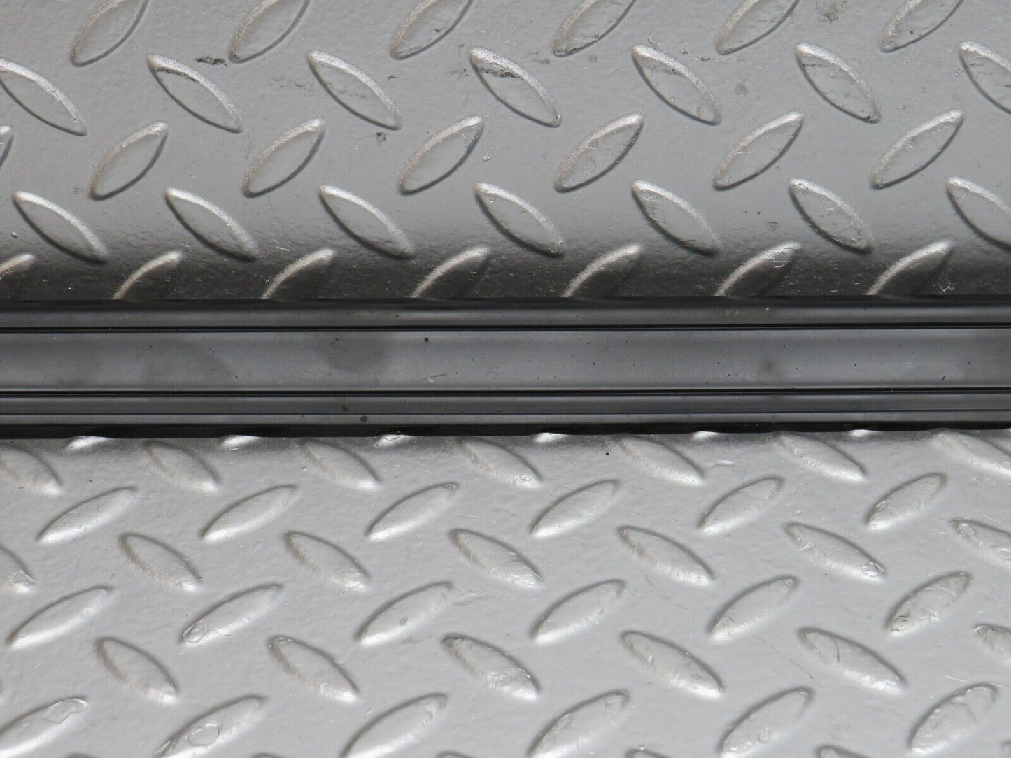 33498 Mercedes-Benz W202 C180 Skirt Sill Moulding Trim Left Side 2026800174