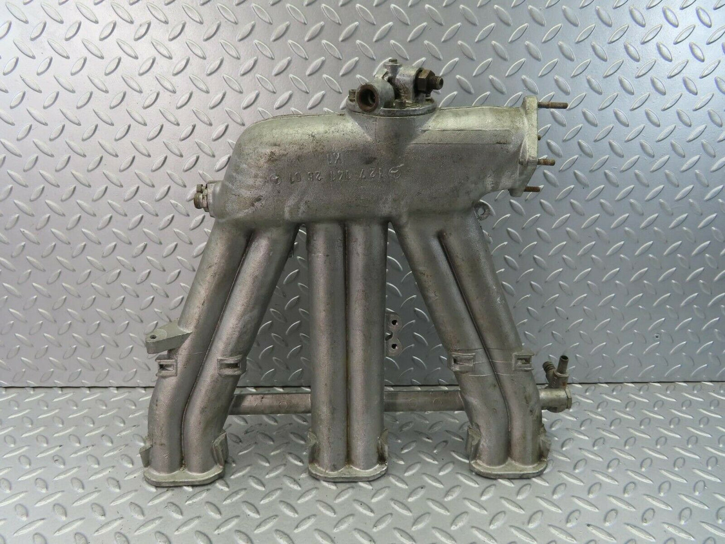 8687 Mercedes-Benz W111 Intake Manifold 1271412601
