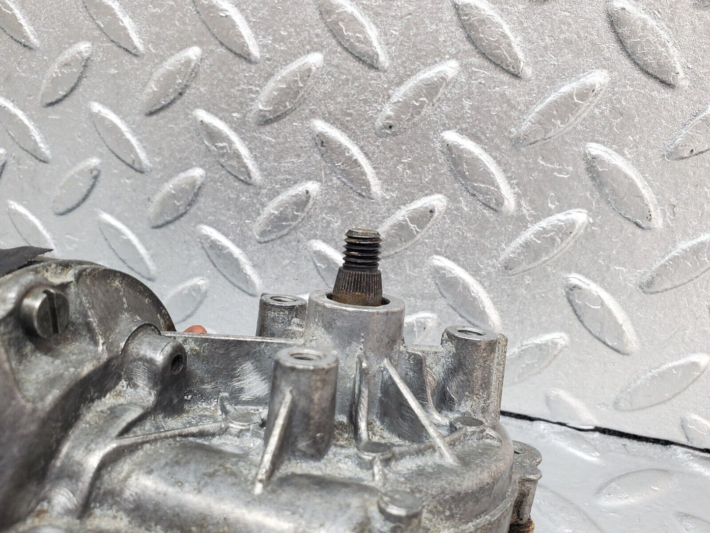 44424 Mercedes-Benz W123 280E Wiper Motor Bosch 0390341077