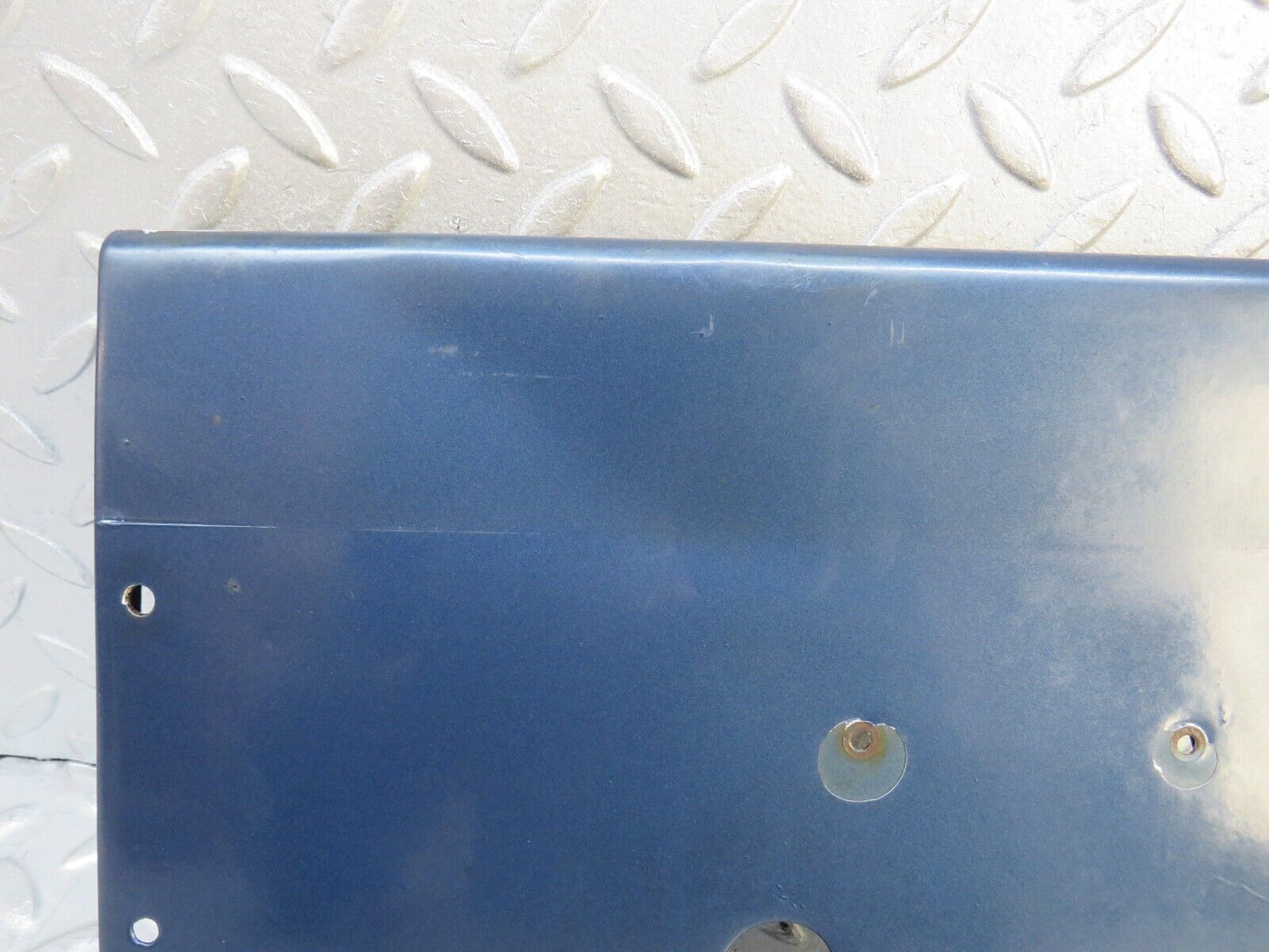 37594 Mercedes-Benz W109 300SEL Fuel Tank Flap Cap 1095840839