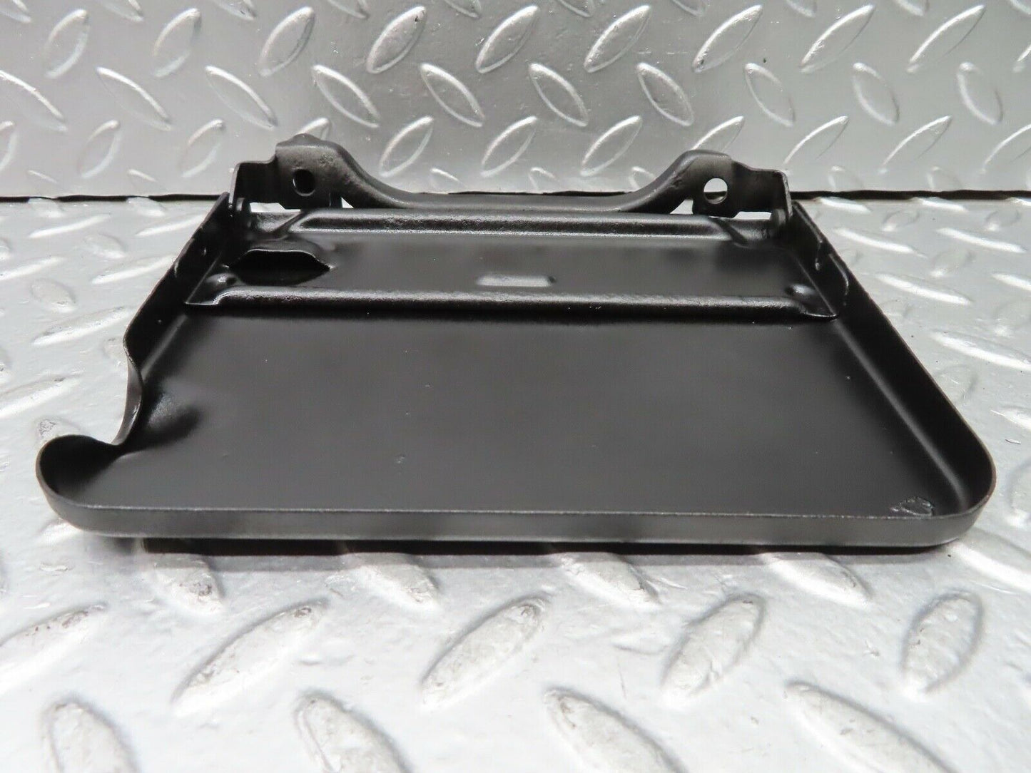 20888 Mercedes-Benz W114 250CE Coupe Fuel Tank Flap Cap