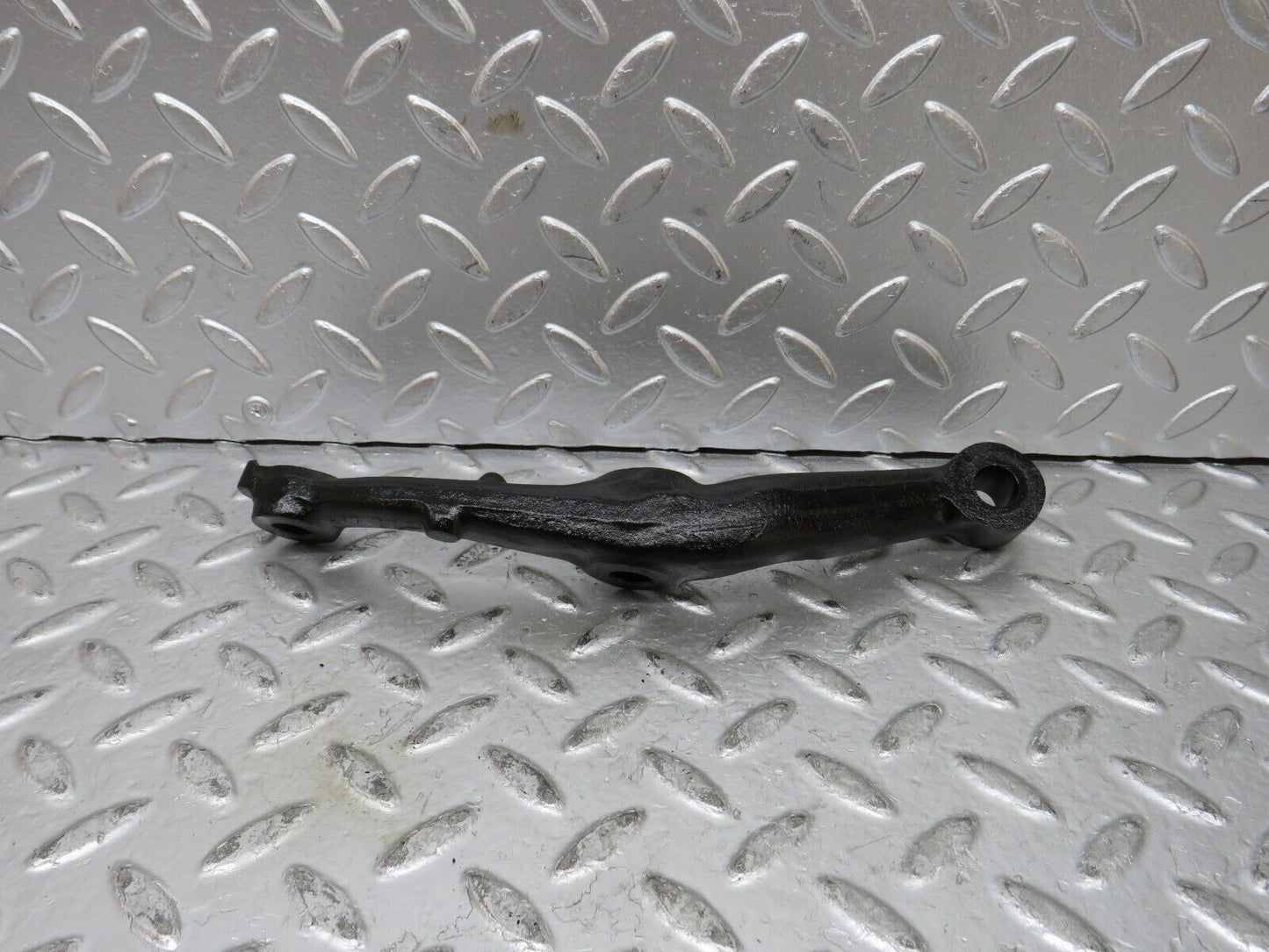 27398 Mercedes-Benz W123 280E Front Axle Steering Arm Right Side