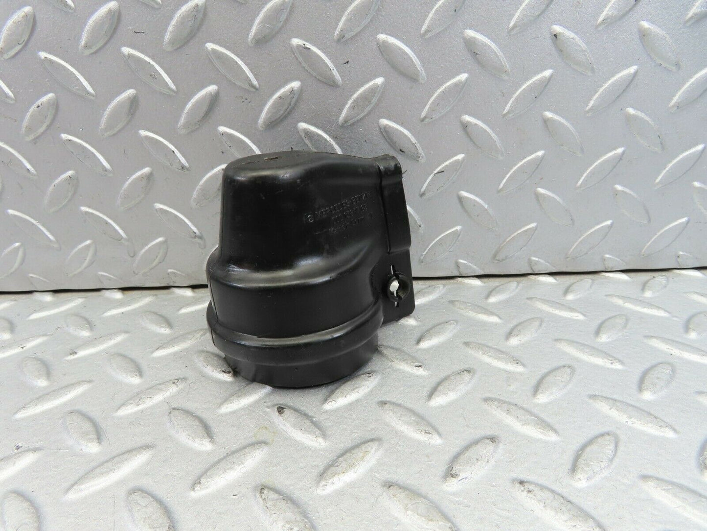 9650 Mercedes-Benz C123 280CE Coupe Ignition Coil Protective Cap 0001581785