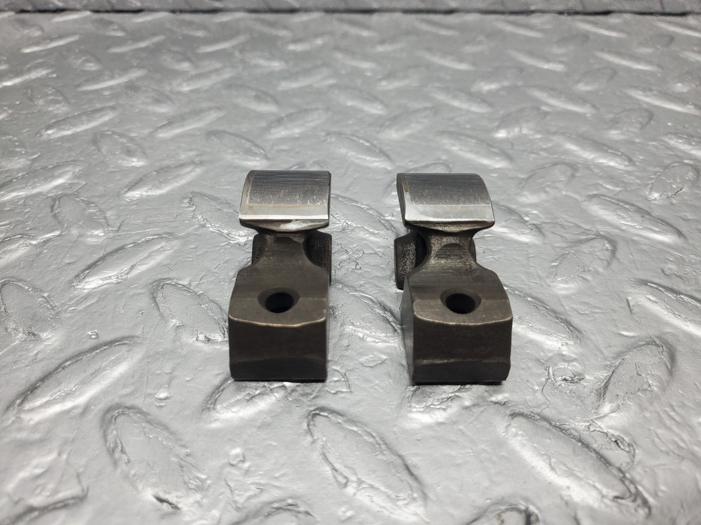 W126 Coupe rocker arm used OEM