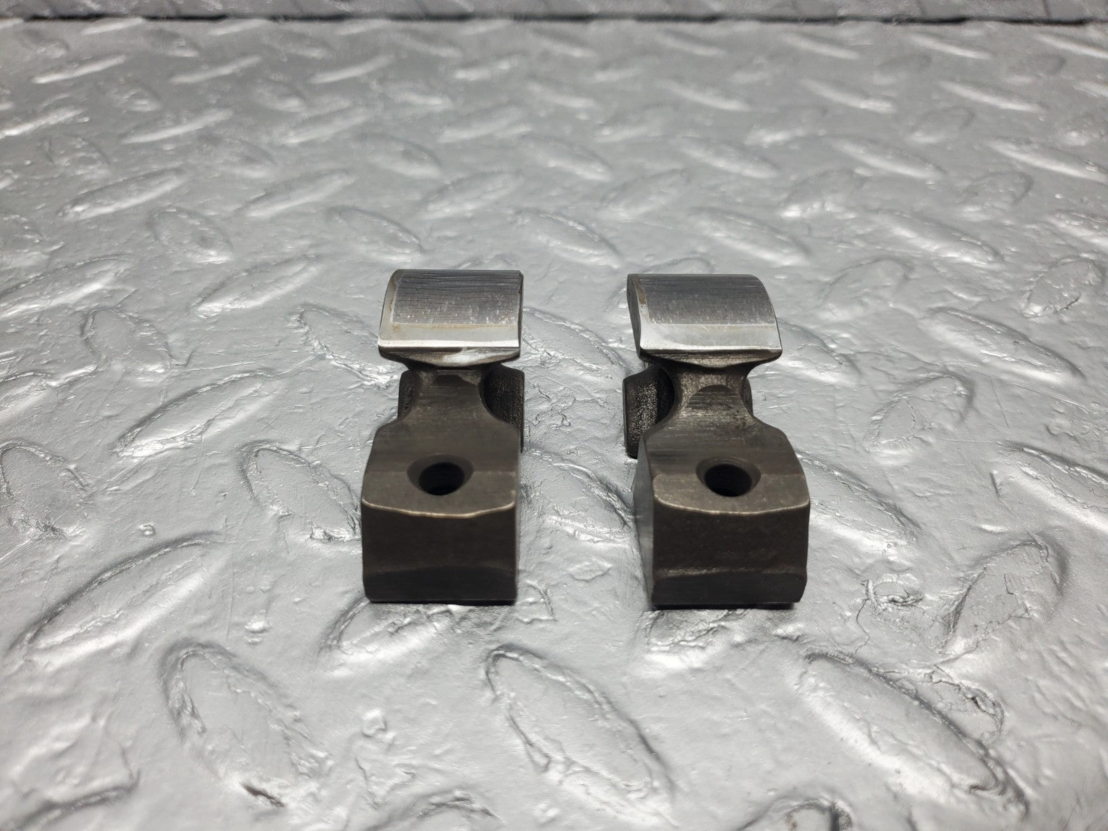 W126 Coupe rocker arm used OEM