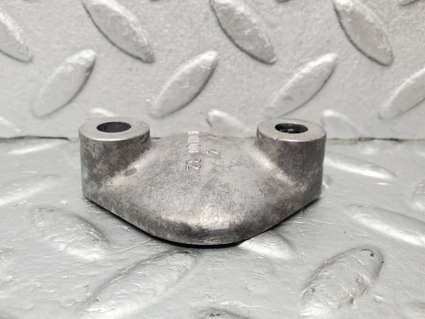 46113 Mercedes-Benz W114 280E Engine Fuel Pump Cover 1140110032