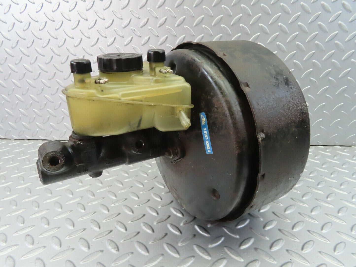 7480 Mercedes-Benz W116 450SE Brake Booster With Master Cylinder