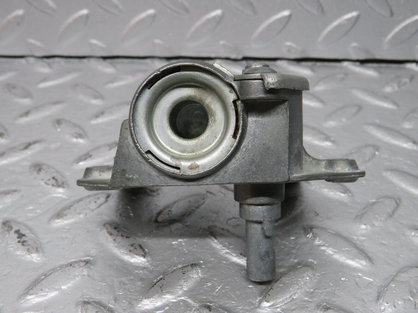 40258 Mercedes-Benz W110 230 Vent Window Regulator Left Side