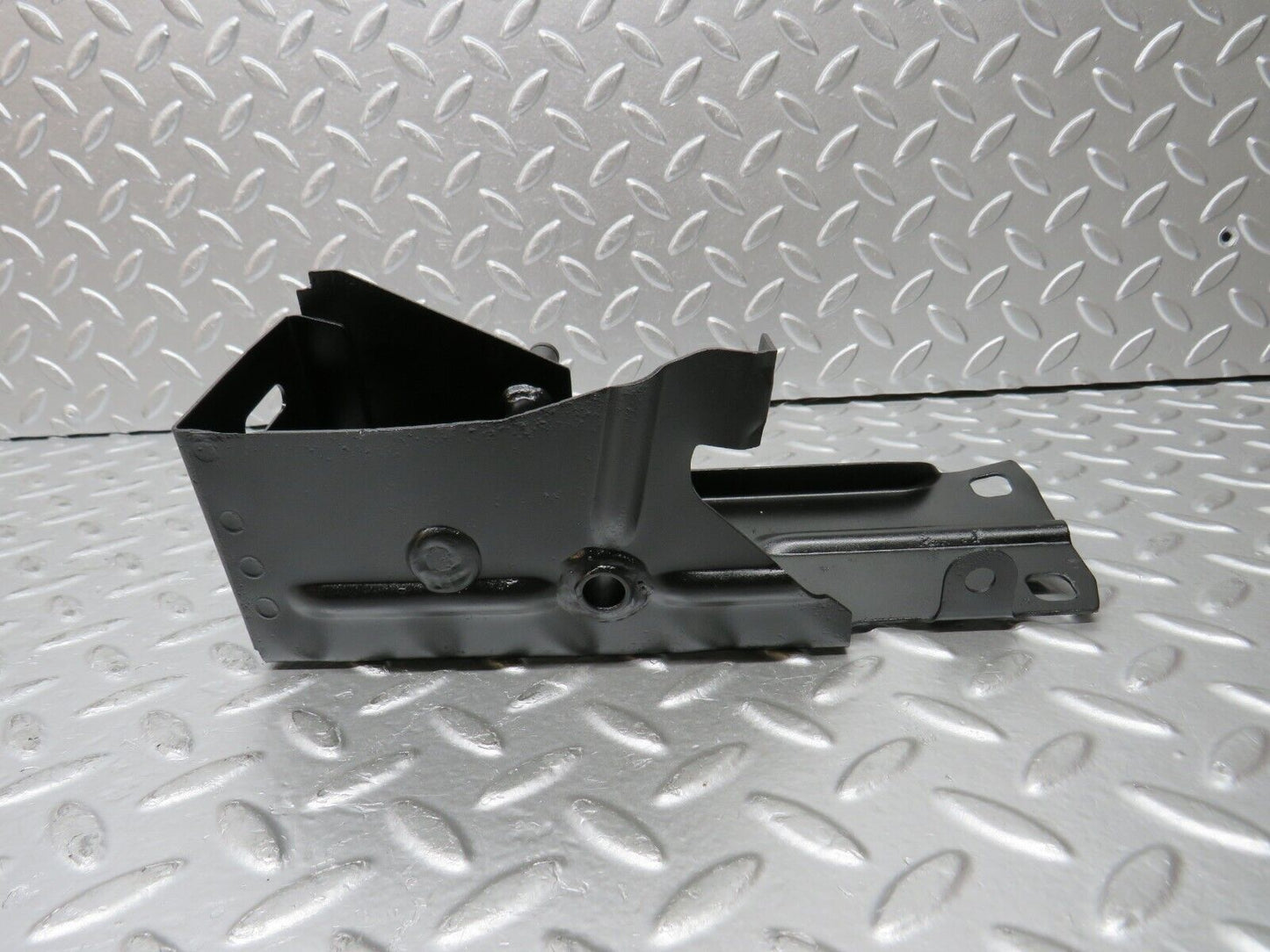 30137 Porsche 924 Accelerator Pedal Bracket
