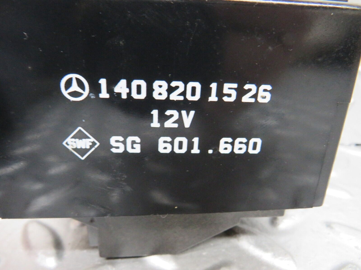 24623 Mercedes-Benz W140 S320 Heated Seat Control Unit 1408201526