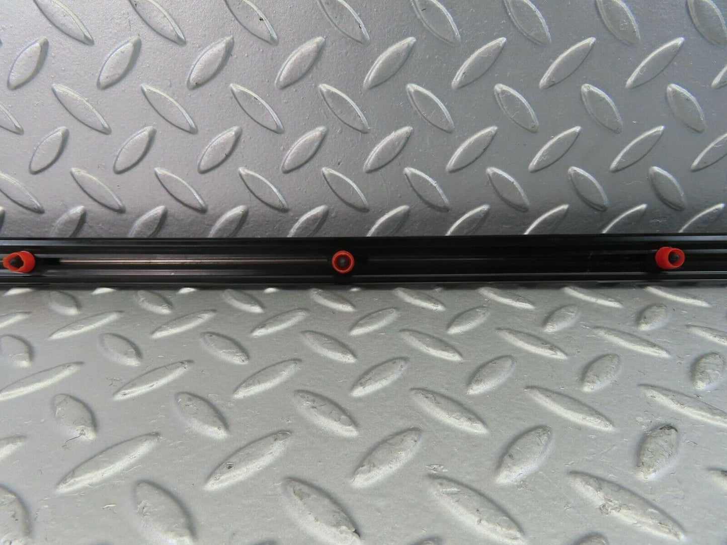 10278 Mercedes-Benz W123 Rear Left Door Centre Moulding Trim