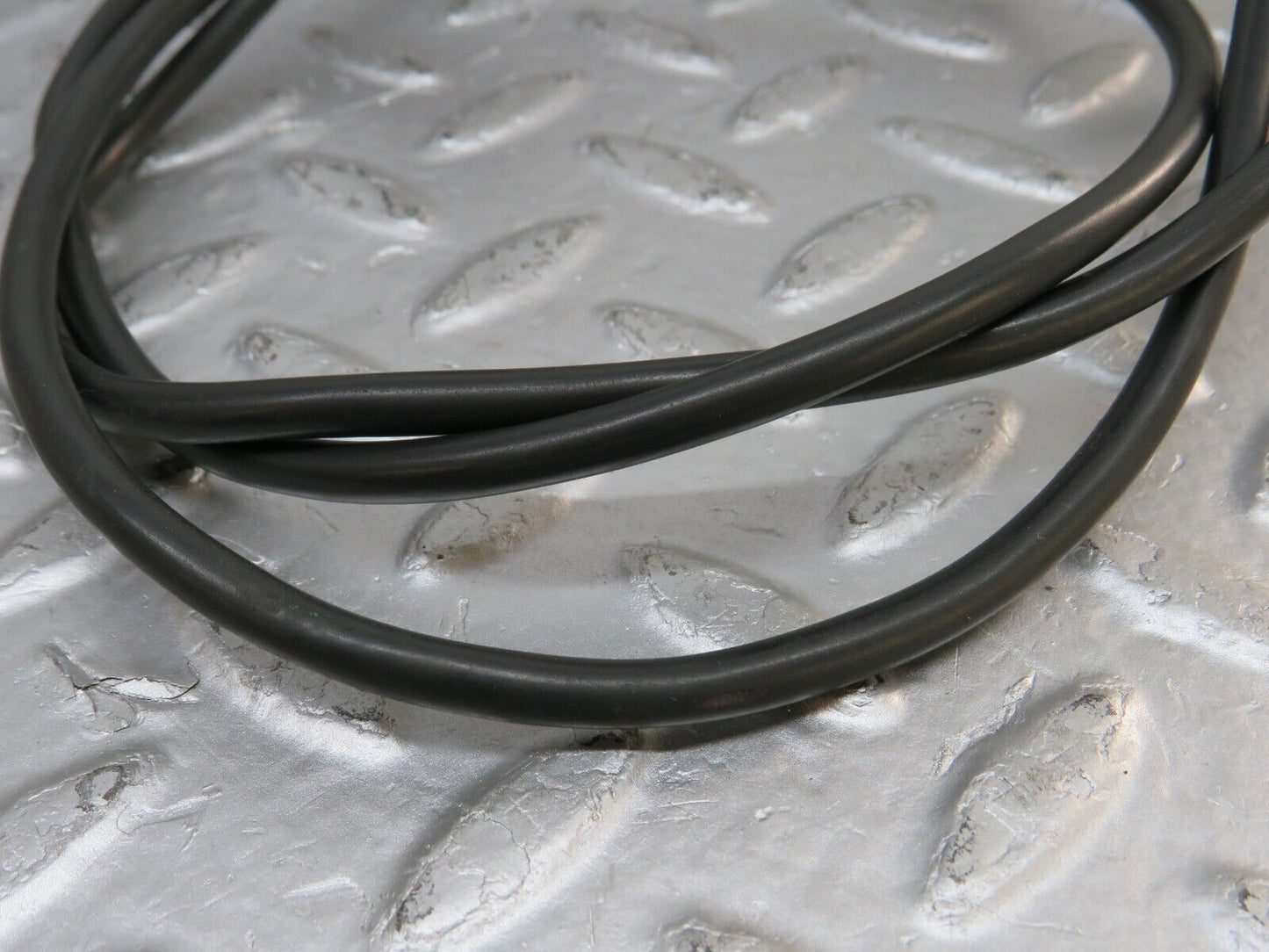 33508 Mercedes-Benz W202 C180 Front Wing Indicator Cable Wire