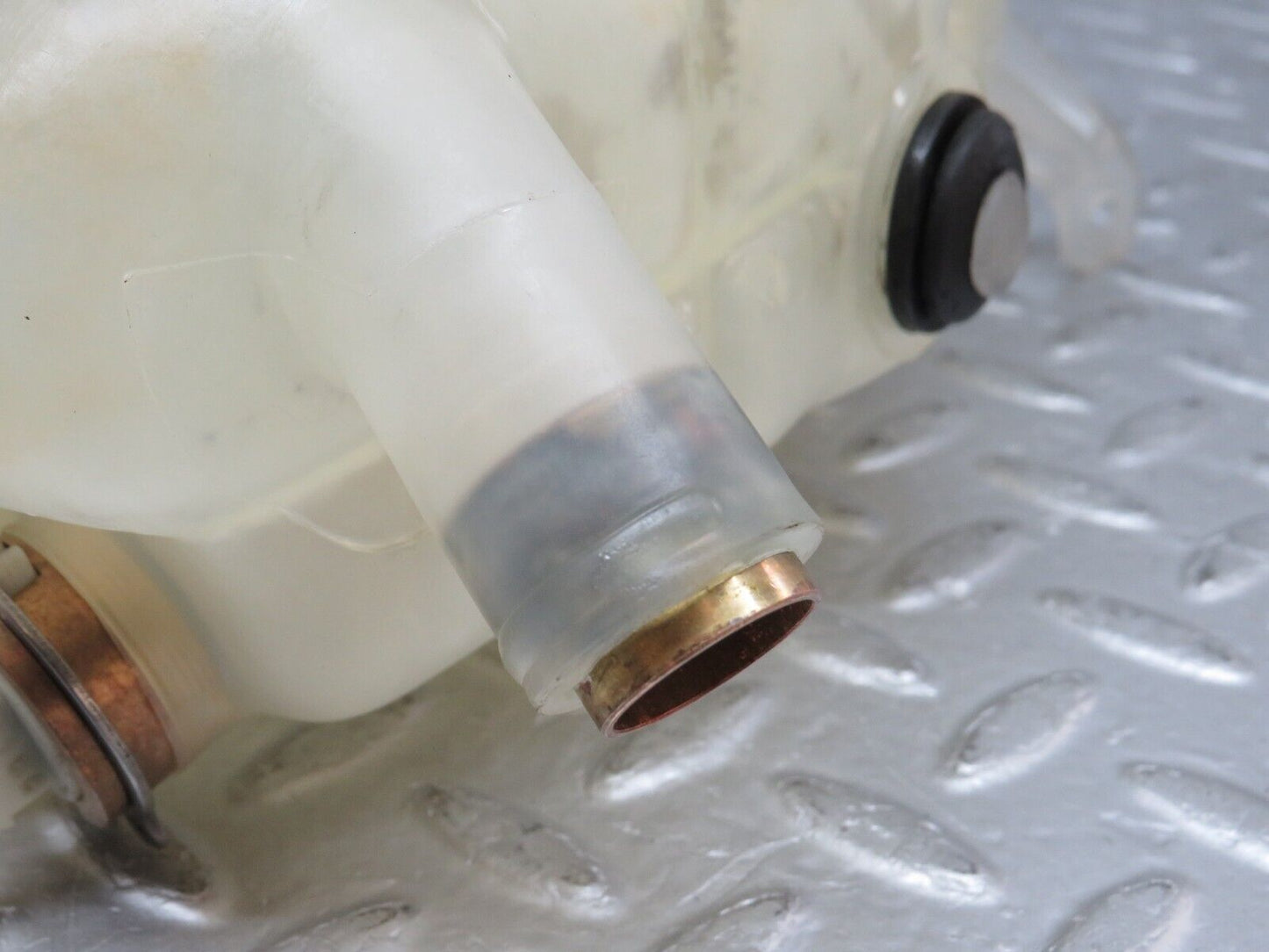 38182 Mercedes-Benz A124 320E Cabriolet Coolant Reservoir Tank No Cap 1245001349