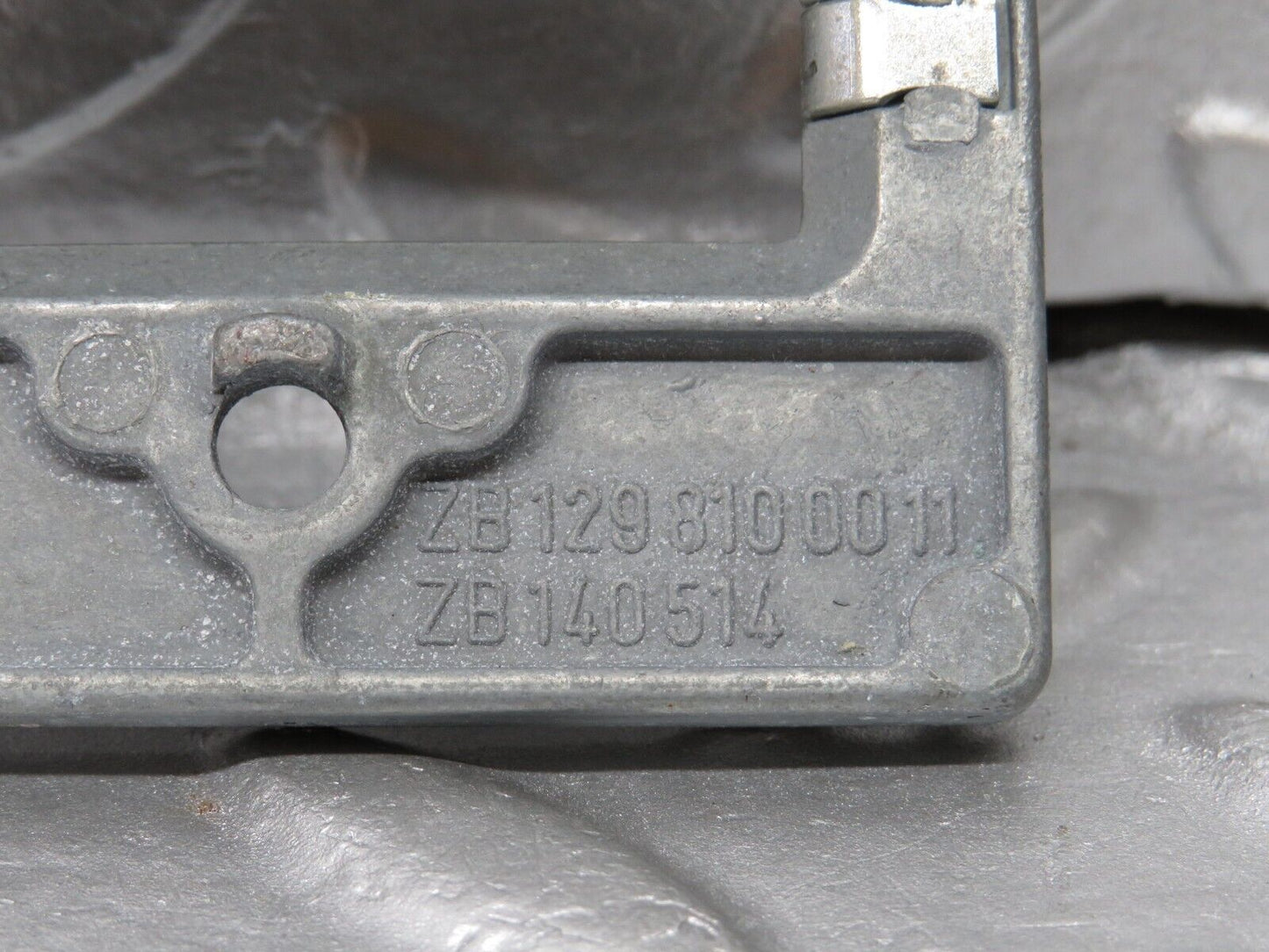 38291 Mercedes-Benz R129 280SL Coupe Rear View Mirror Bracket 1298110111 1298100011