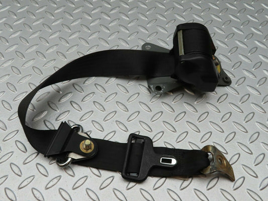 3904 Mercedes-Benz S123 200T Wagon Front Right Seat Belt 1238604286
