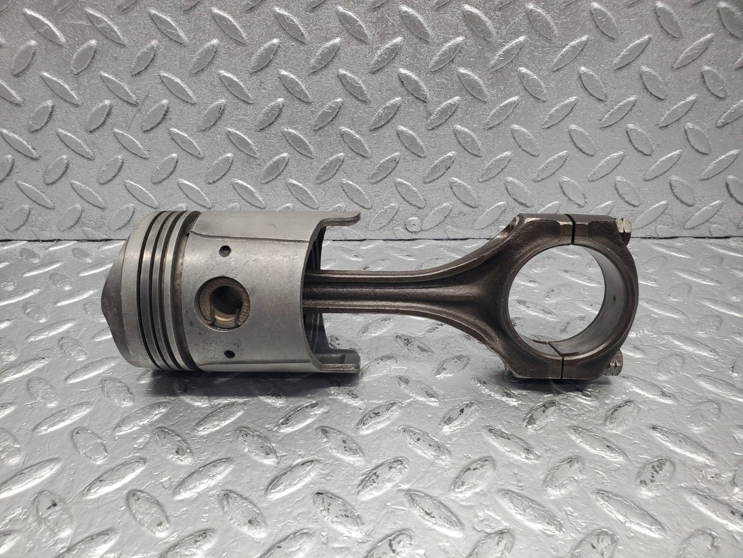 W112 piston and connecting rod 84.98mm used OEM