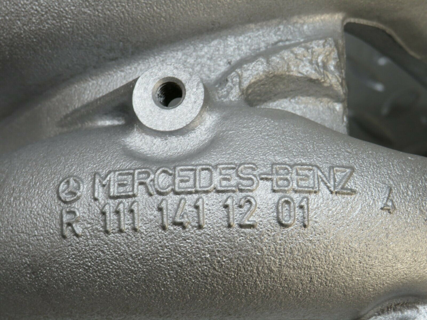24332 Mercedes-Benz S124 220TE Wagon Intake Manifold 1111411201