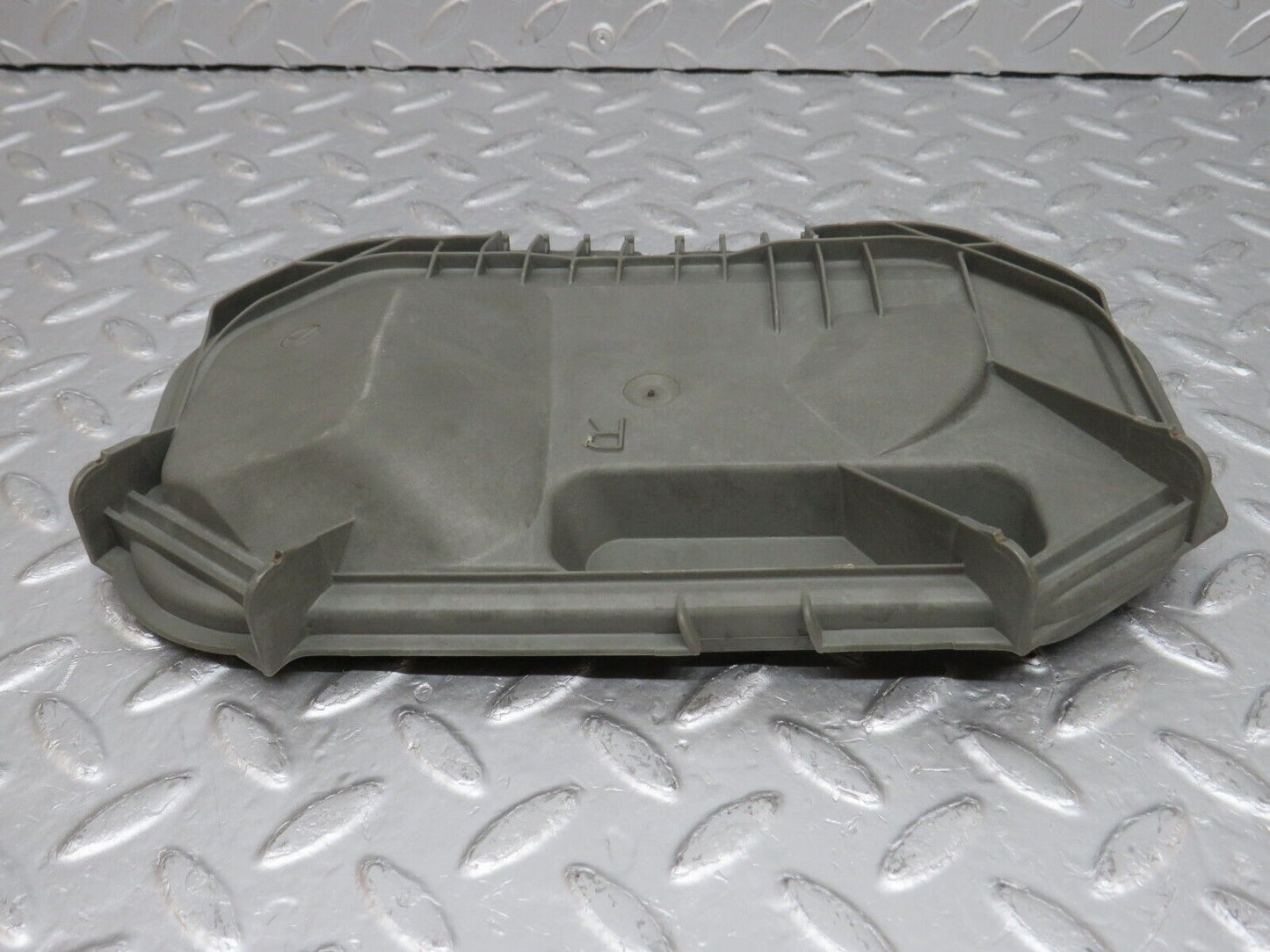 33163 Mercedes-Benz W124 Bosch Headlight Cover Right 1305239066