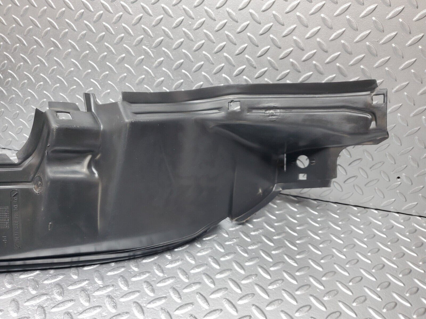 44877 Mercedes-Benz W124 220E Front Left Inner Fender Splash Guard 1248840735