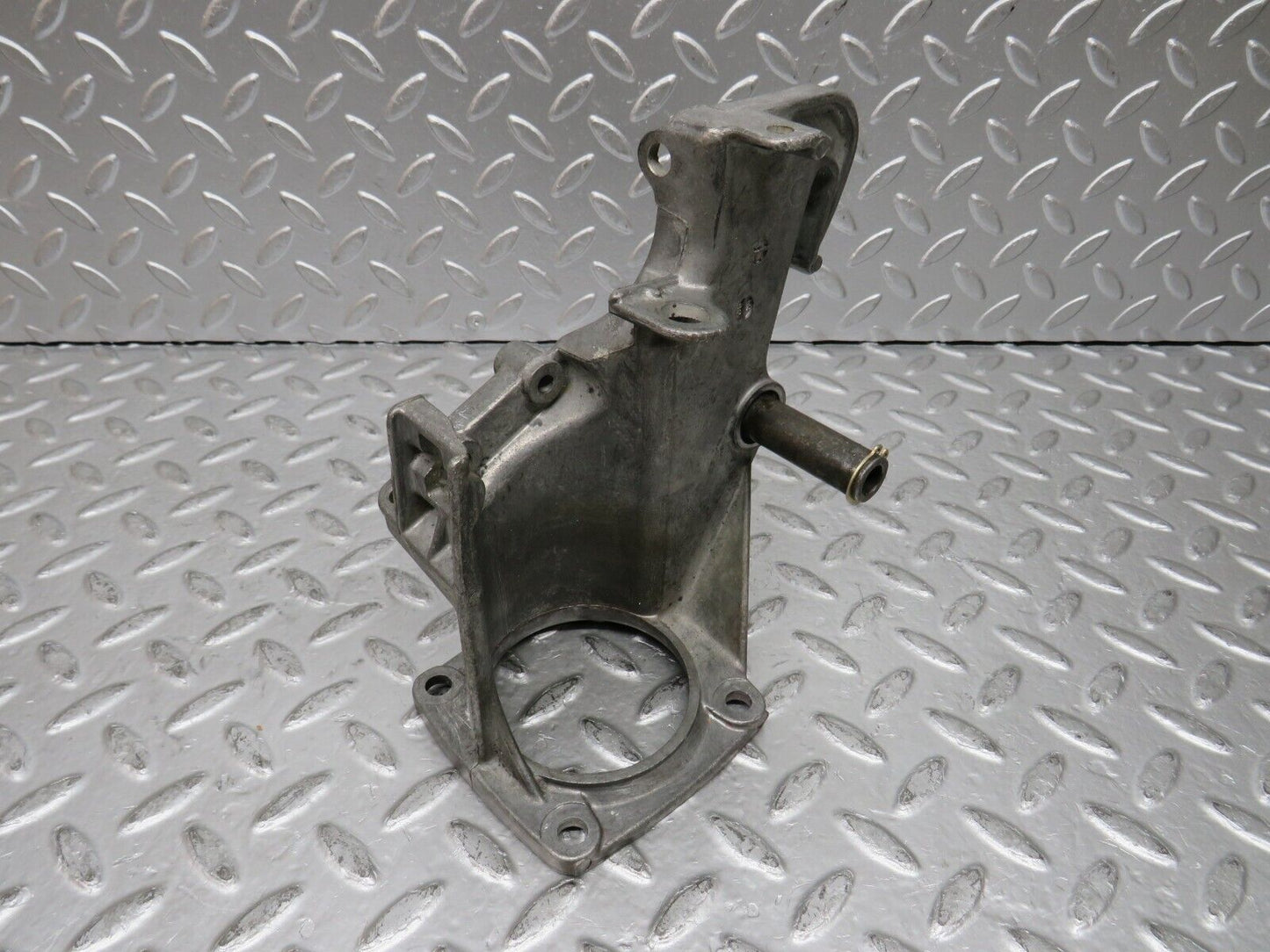 29780 Mercedes-Benz W123 230E Brake Pedal Bracket 1232900219