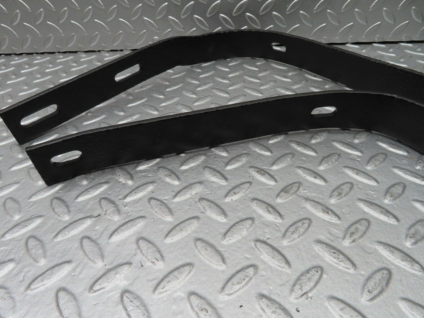 19792 Mercedes-Benz W121 190b Ponton Front Bumper Bracket Holder