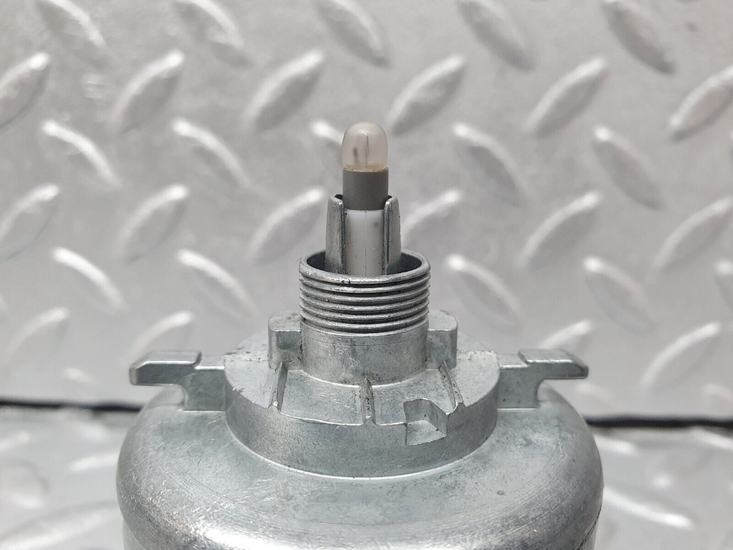 42164 Mercedes-Benz R129 320SL Coupe Headlight Switch 0005456004