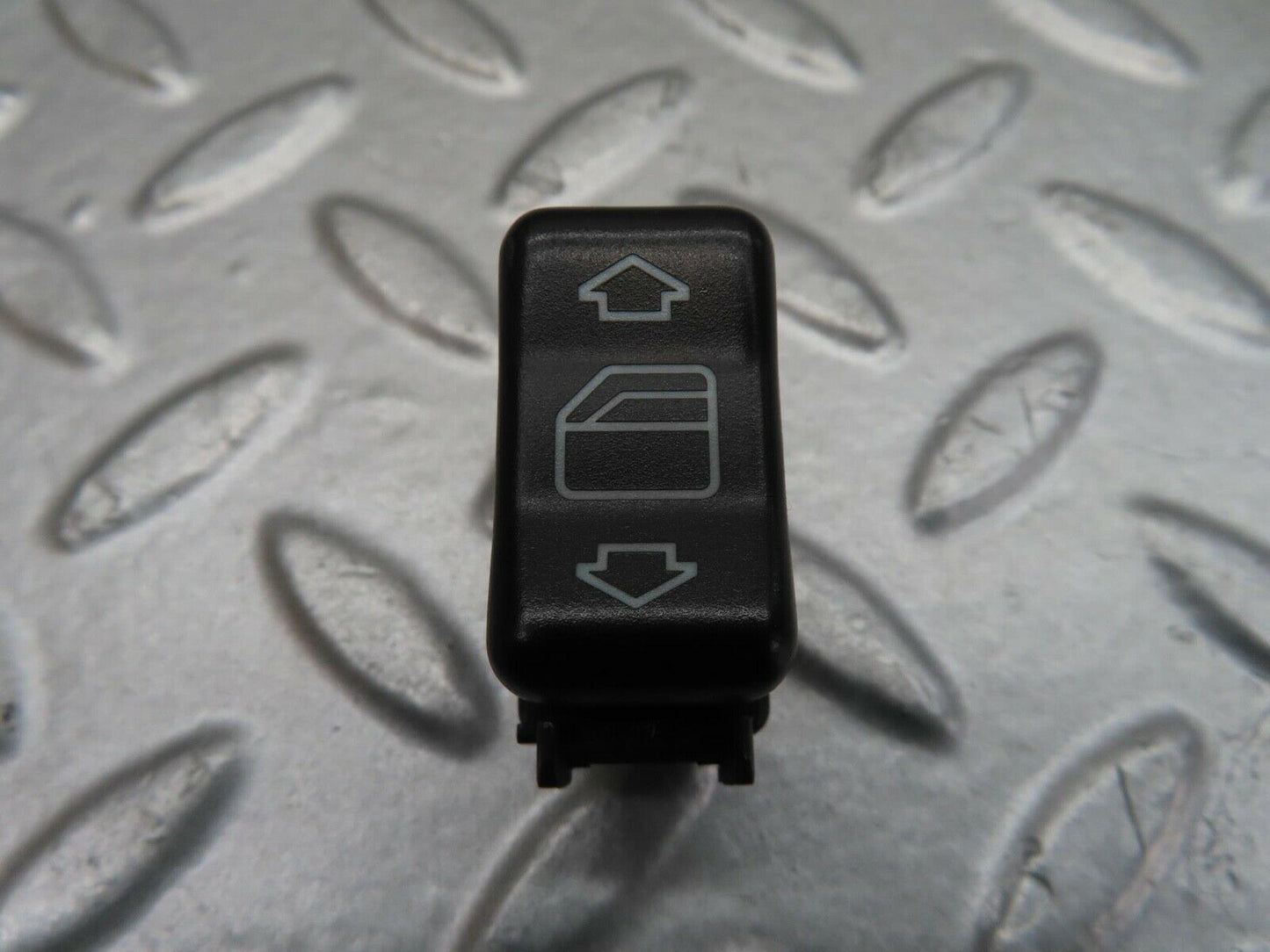 15176 Mercedes-Benz W140 S320 Electric Window Switch Left Side 1408210151
