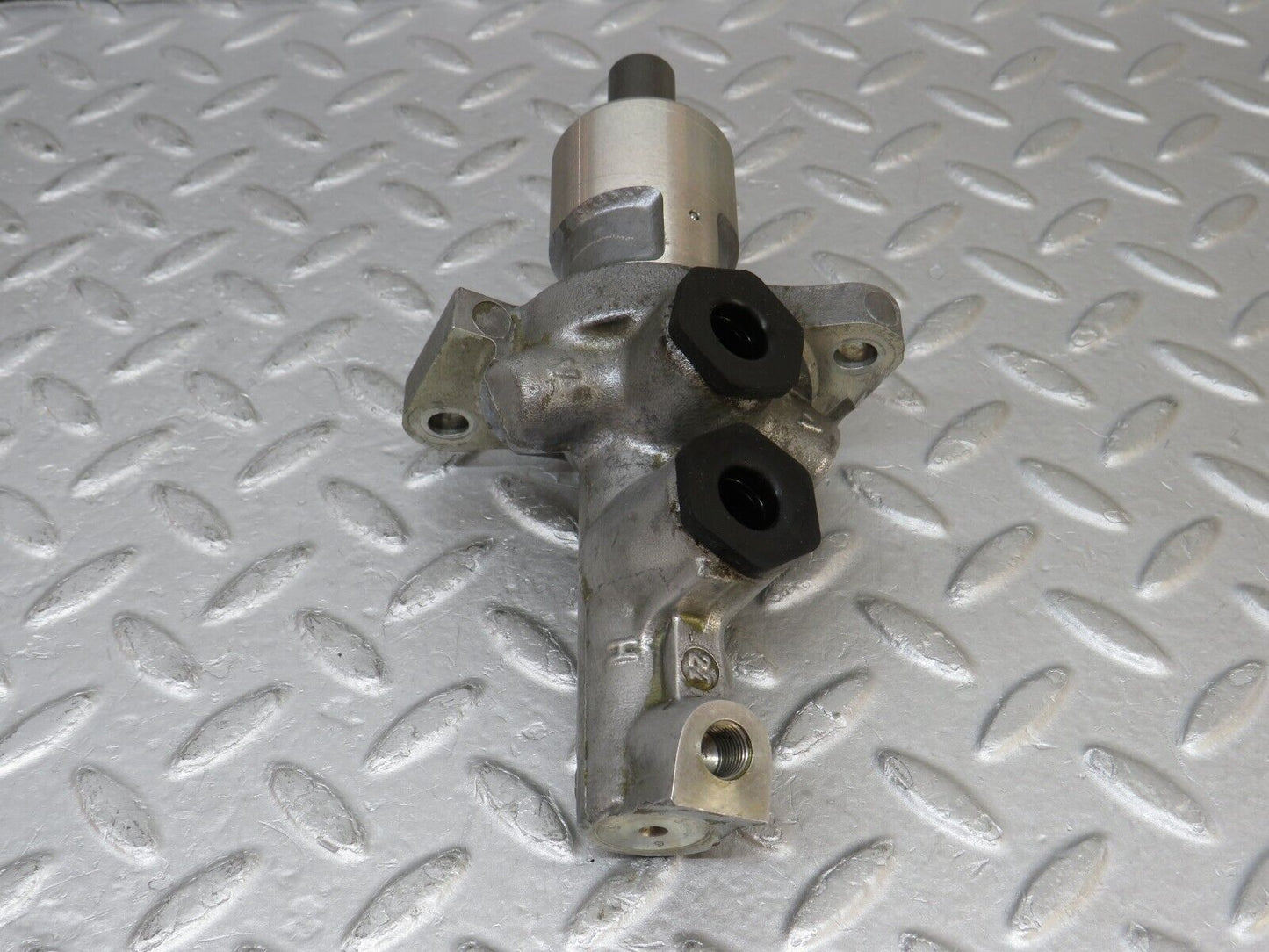 36031 Mercedes-Benz W126 420SE Brake Master Cylinder ATE