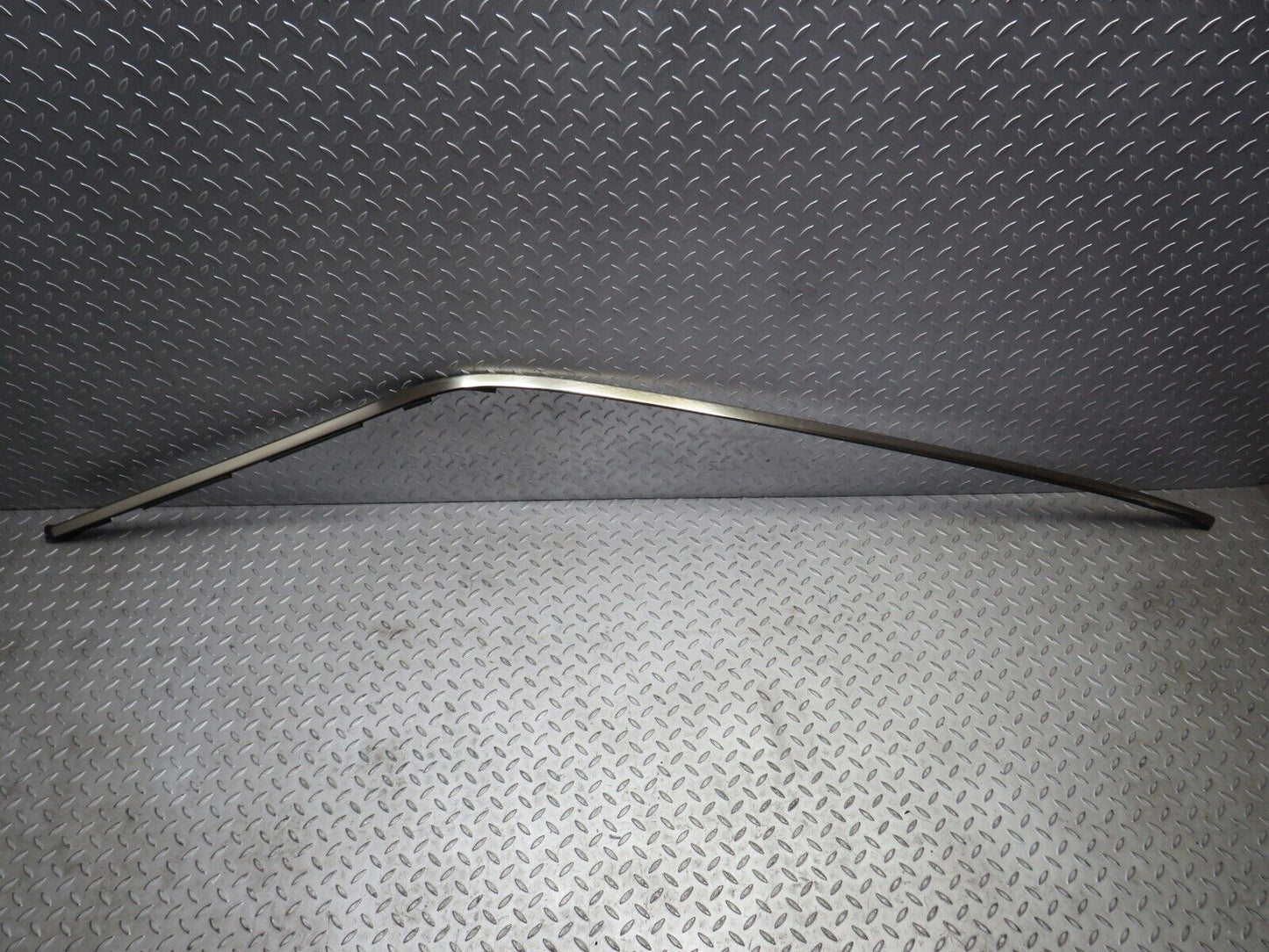 39052 Mercedes-Benz W201 190E Left Side Roof Trim Moulding 2016980598