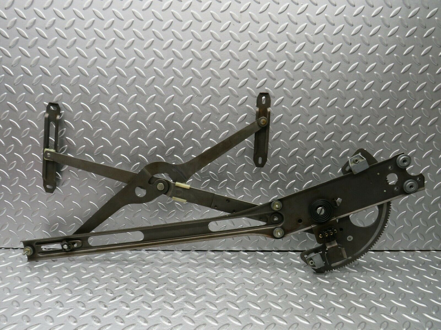 22891 Mercedes-Benz C107 450SLC Front Left Power Window Regulator 1077200746