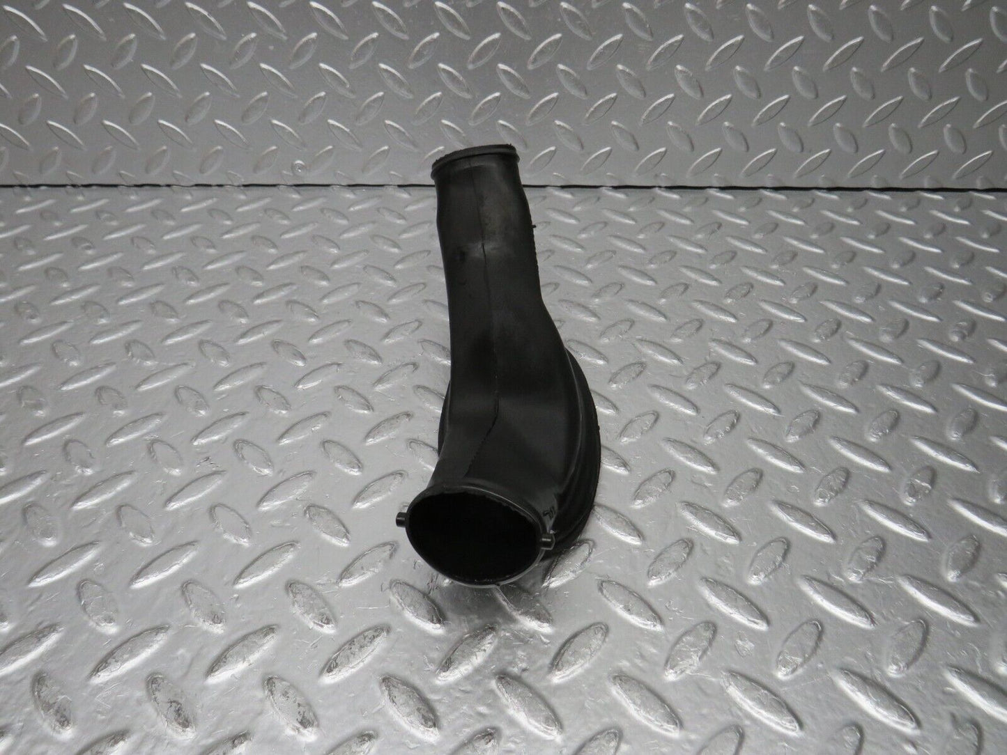 30413 Mercedes-Benz W124 230E Heater Water Drain 1248320025