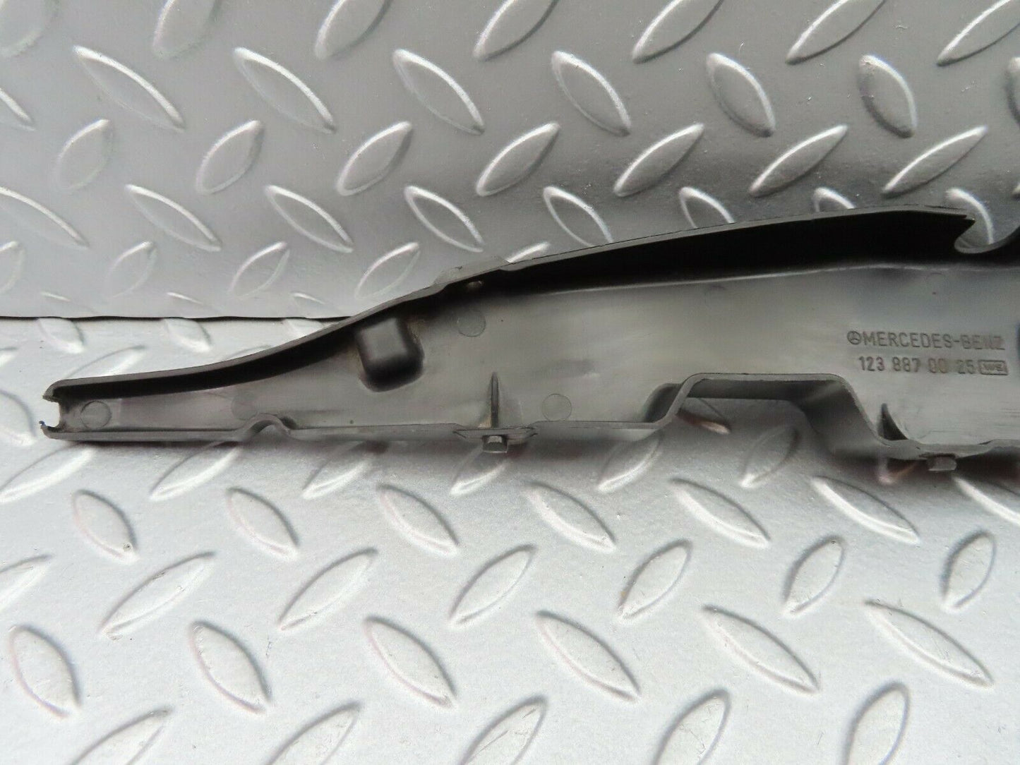 5781 Mercedes-Benz W123 200 Bonnet Lock Catch Cover 1238870025