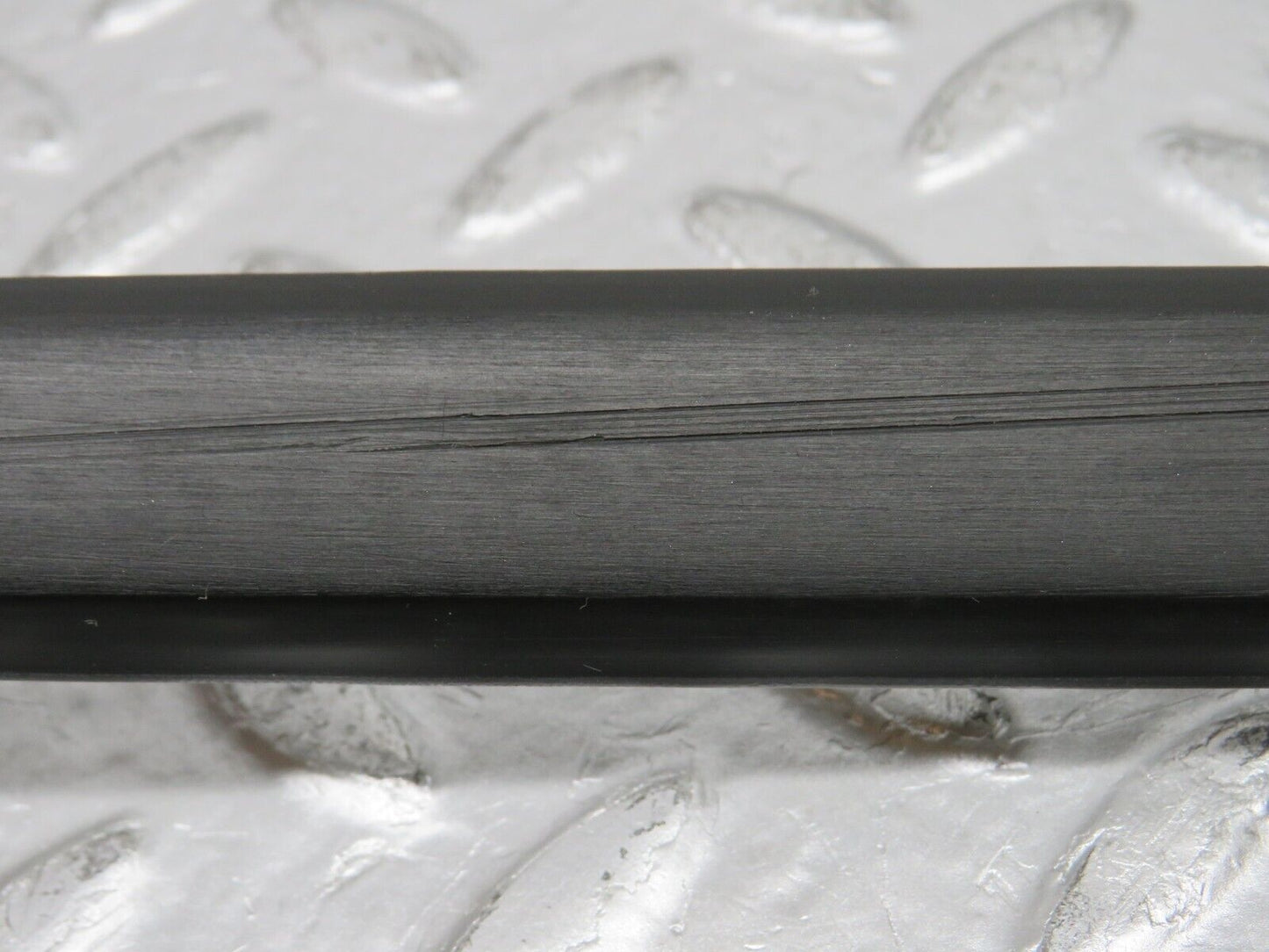30780 Mercedes-Benz W201 190E 2.0L Front Right Fender Wing Centre Moulding Trim