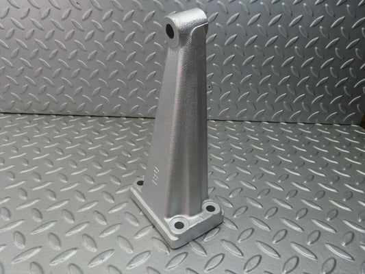 8337 Mercedes-Benz W108 Engine Mount Bracket Right Side 1802232504