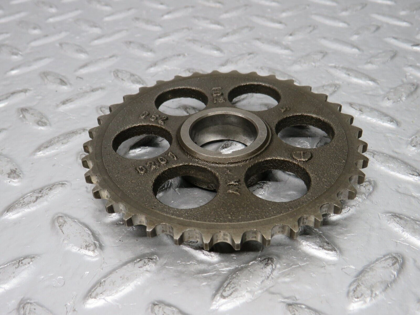 30866 Mercedes-Benz W201 190E Camshaft Timing Gear 1020520201