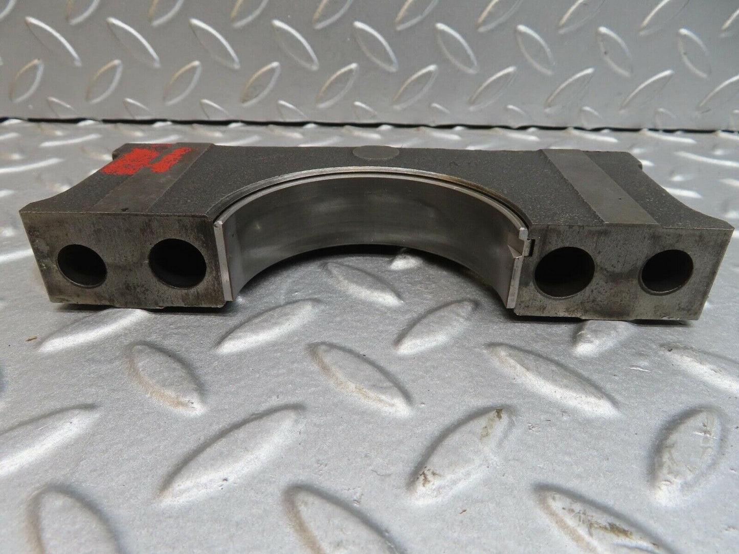 13701 Mercedes-Benz R107 450SL  Crankshaft Bearing Holder Block 1160110312