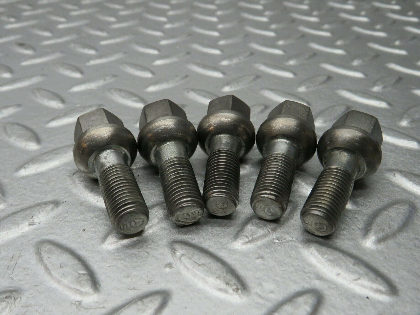 22275 Mercedes-Benz 5x Alloy Wheel Lug Bolt M12x1.5