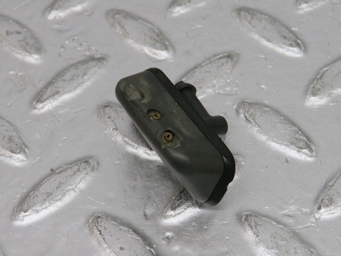 32575 Mercedes-Benz S124 300TE Wagon Tailgate Windscreen Washer Nozzle