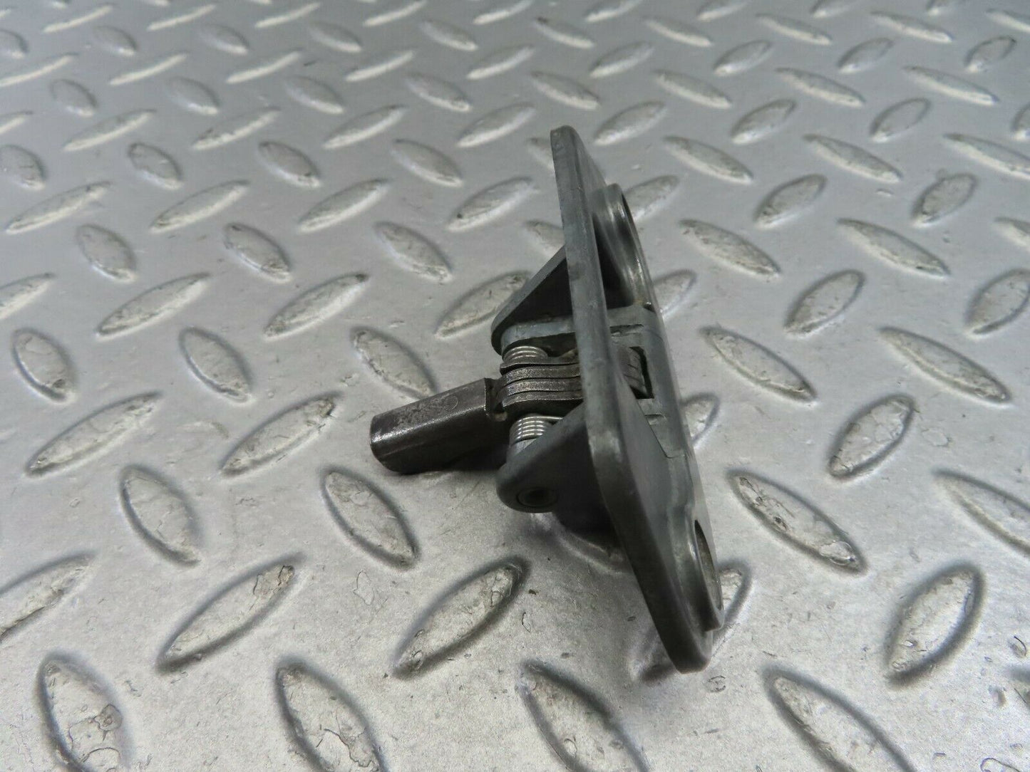 9202 Mercedes-Benz W108 Trunk Lock Latch