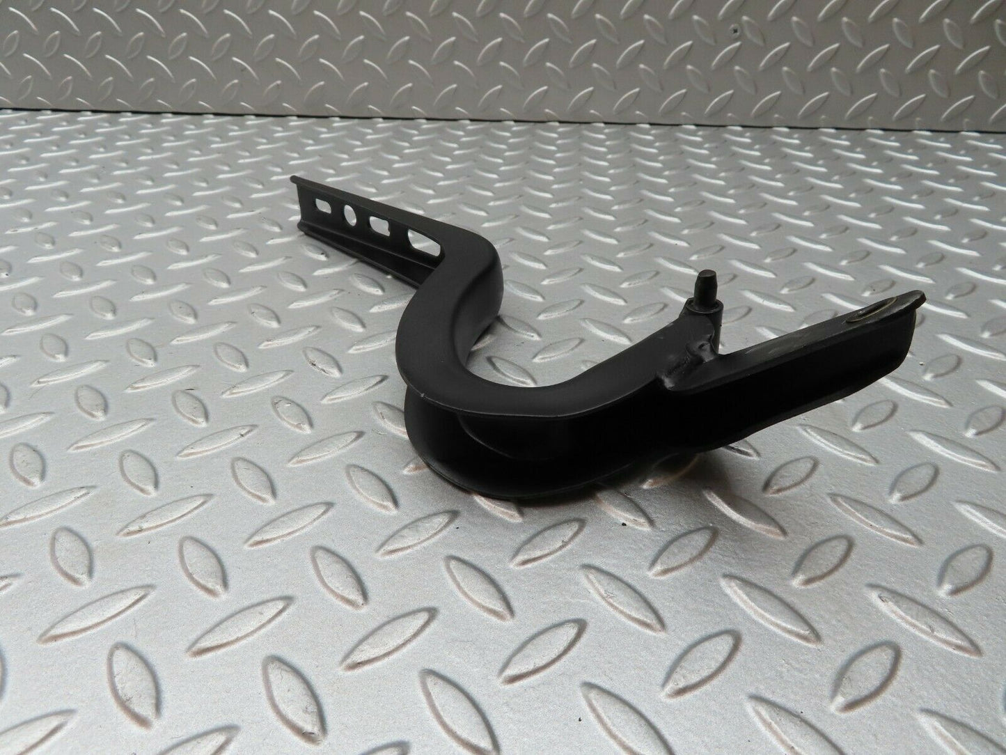4240 Mercedes-Benz V123 240D LWB Trunk Lid Hinge Right Side 1237500287