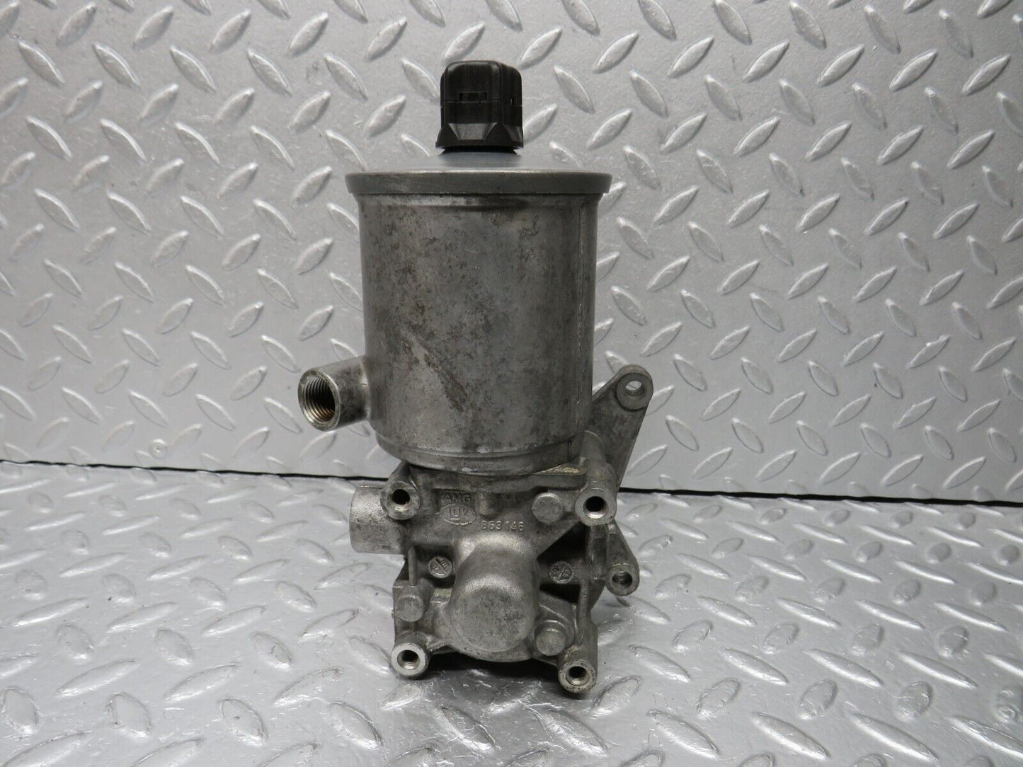 38050 Mercedes-Benz A124 320E Power Steering Pump LUK 2104660401 VT6702105744