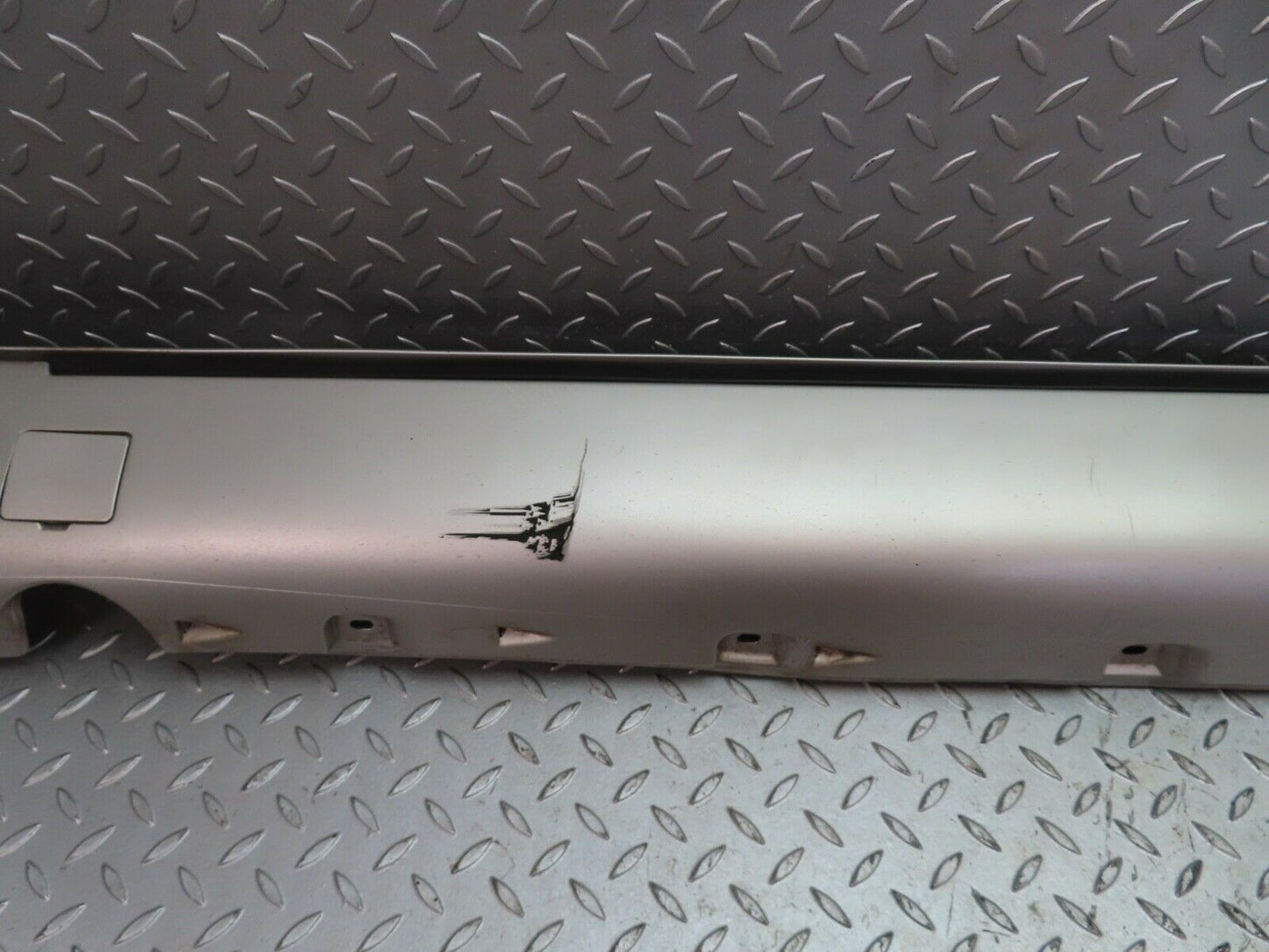 19750 Mercedes-Benz C140 CL420 Coupe Side Skirt Left Side Silver 1406901540