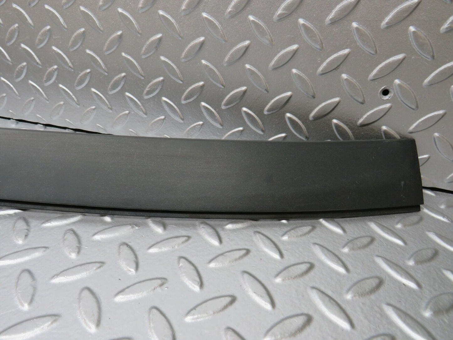 30941 Mercedes-Benz W201 190E Under Windscreen Cover Trim