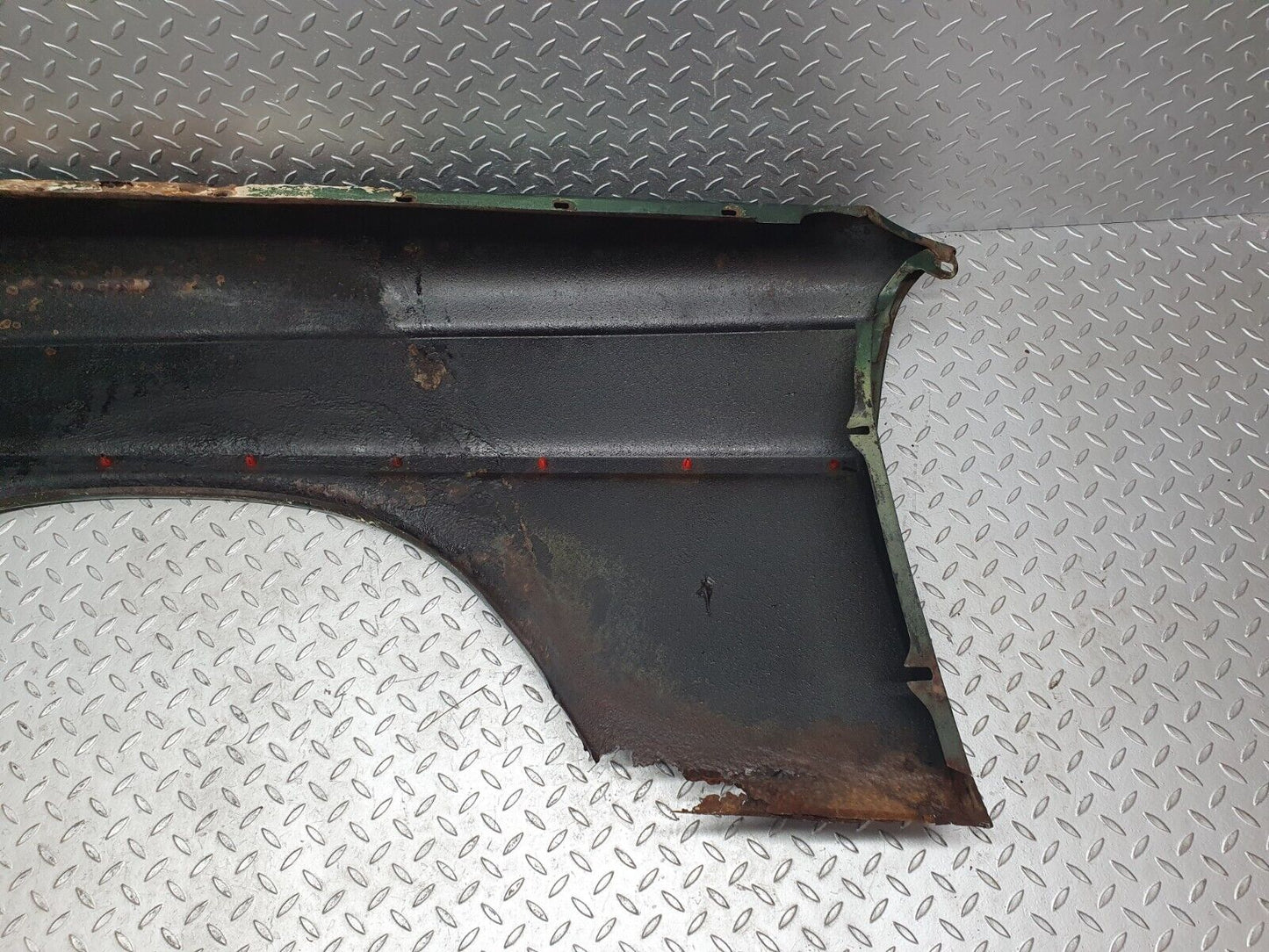 43424 Mercedes-Benz W108 280SE Front Right Wing Fender