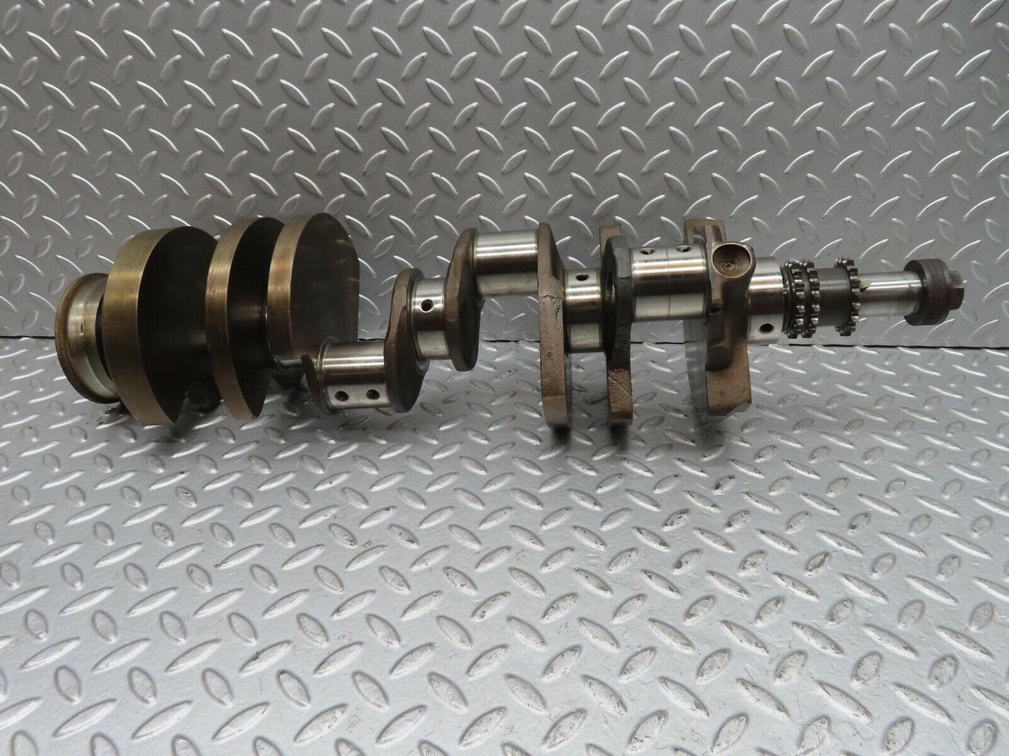 13761 Mercedes-Benz R107 450SL Crankshaft 1170310801