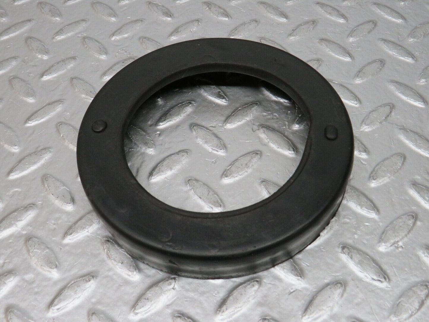 0805 Mercedes-Benz C107 350SLC Coupe Rubber Buffer Suspension Rear 1153251544