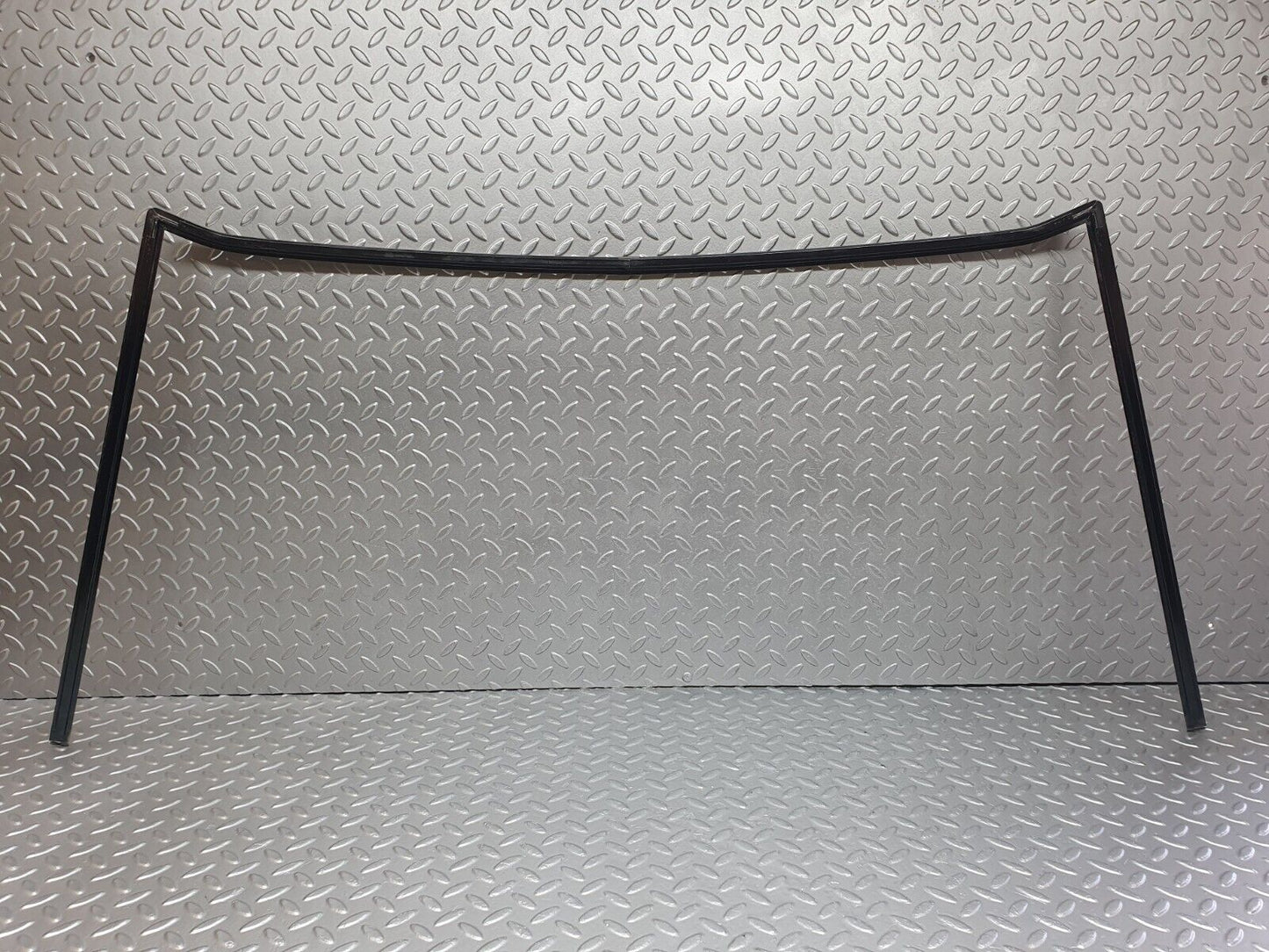 42872 Mercedes-Benz W201 190 Rear Windscreen Frame