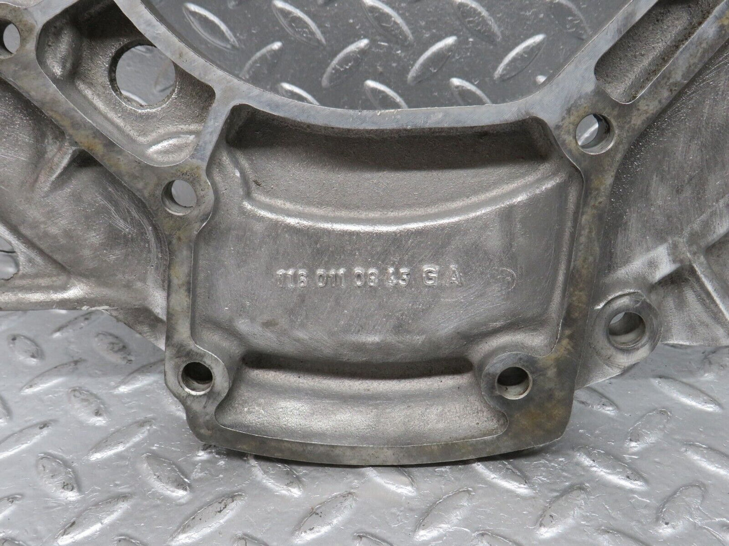 33080 Mercedes-Benz C107 R107 350 V8 Gearbox Flange 1160110845